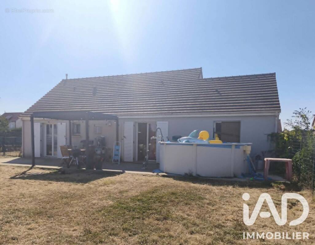 Photo 1 - Maison à SERMAISES