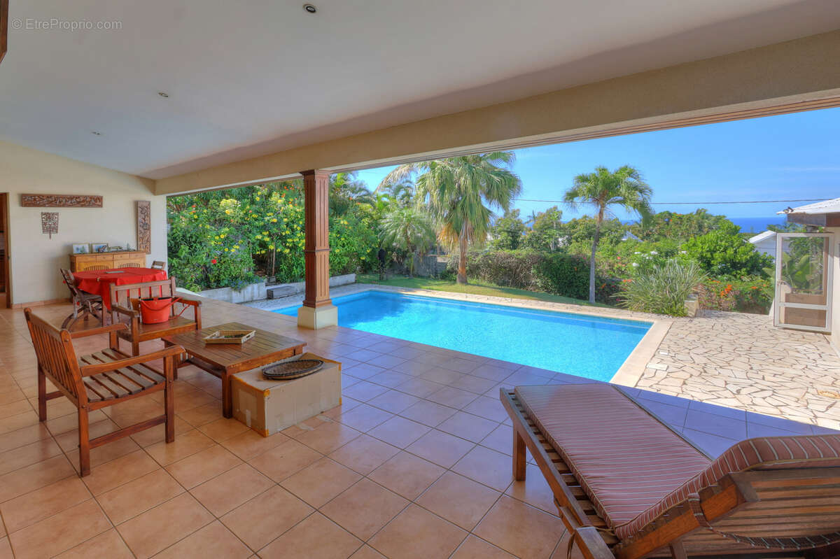 Maison à SAINT-PIERRE