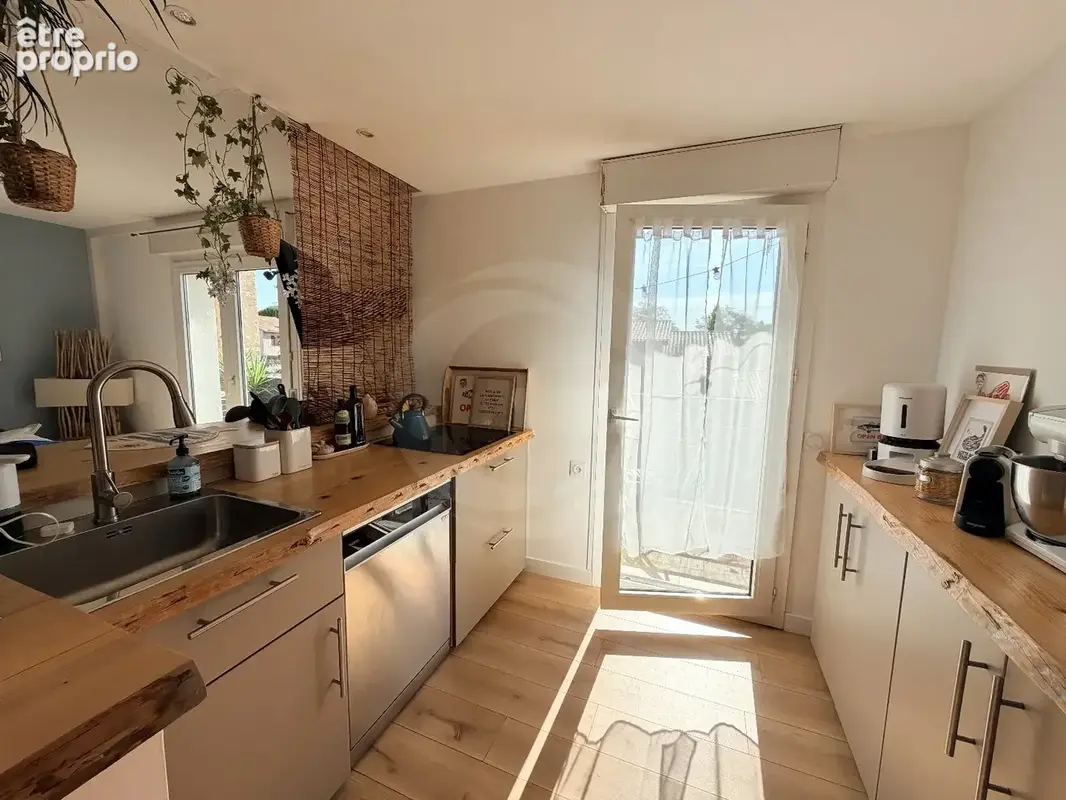 À vendre  Charmant appartement à Bouzigues, cadre privilégié - photo 3
