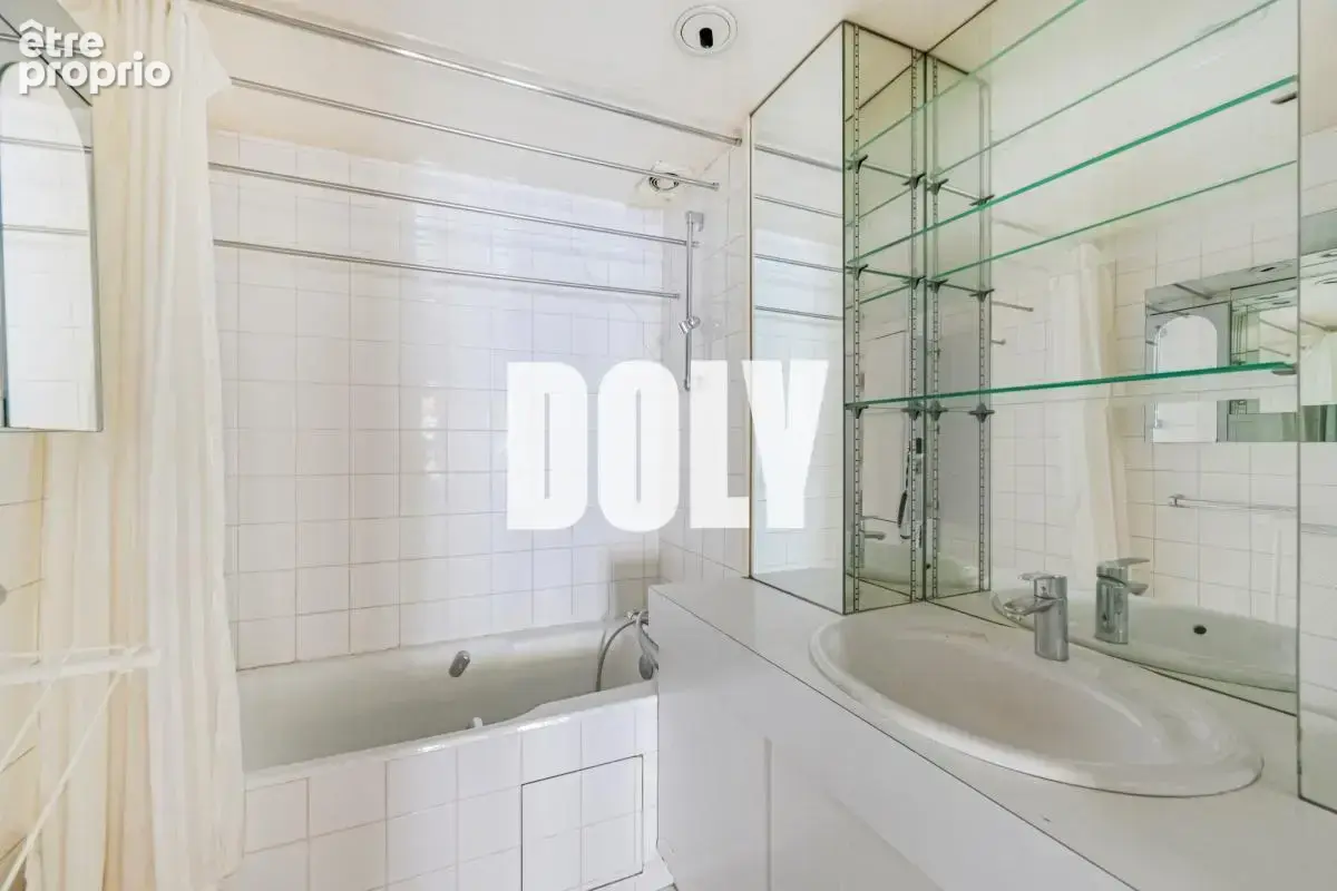 EXCLUSIVITÉ DOLY – Un beau potentiel à révéler – Rue Vignon - photo 7