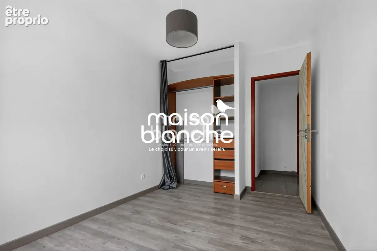 Maison 4 pièces 95 m² à vendre à Saint-Cyr-Du-Doret (17170) - photo 7