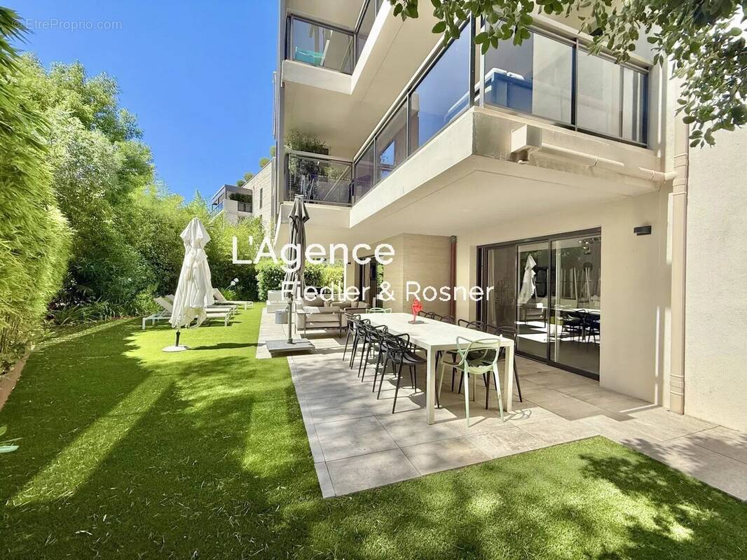 Appartement à SAINT-TROPEZ