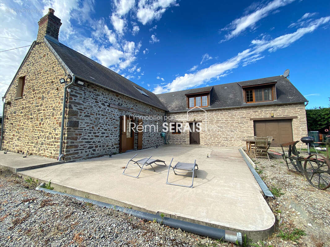 Maison à PUTANGES-PONT-ECREPIN