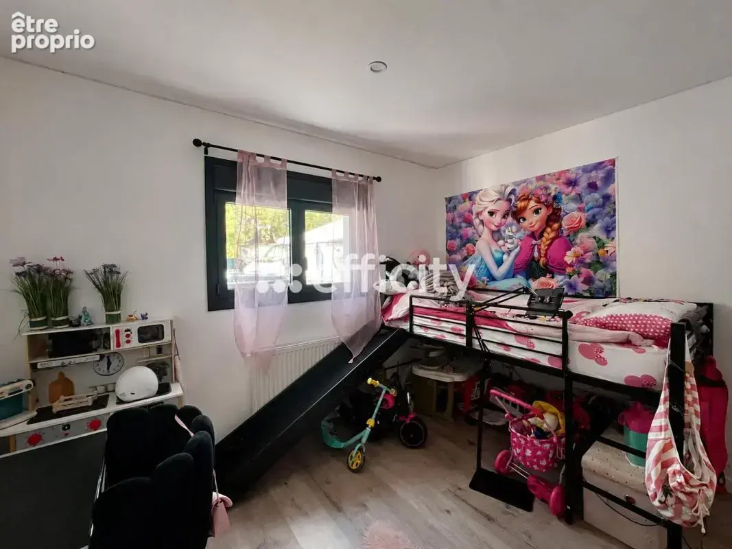 Maison 107 m² à Beruges  - photo 11