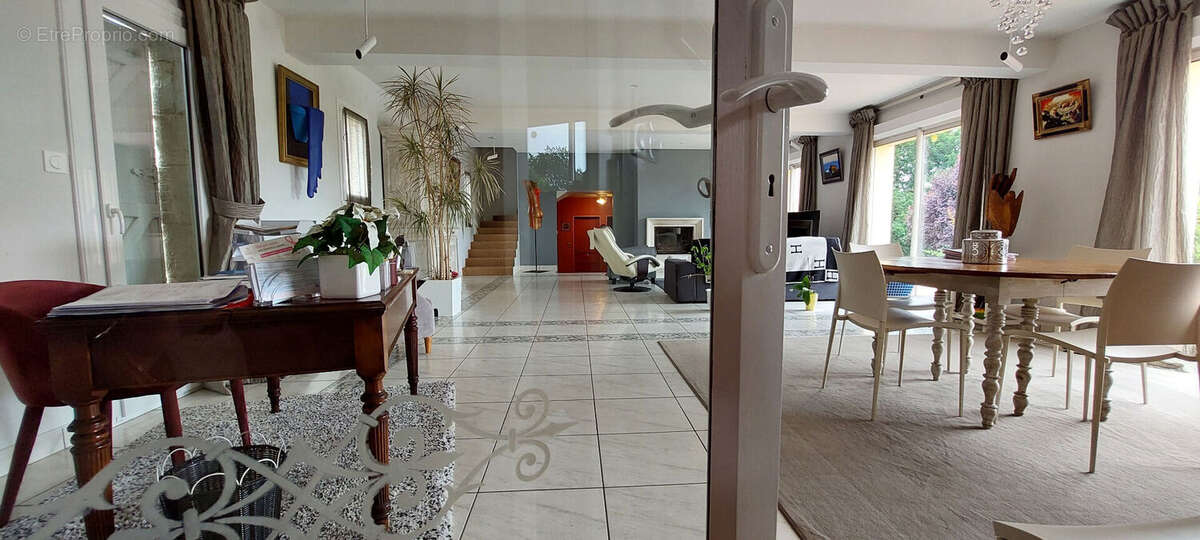 Maison à SAINT-SAUVEUR