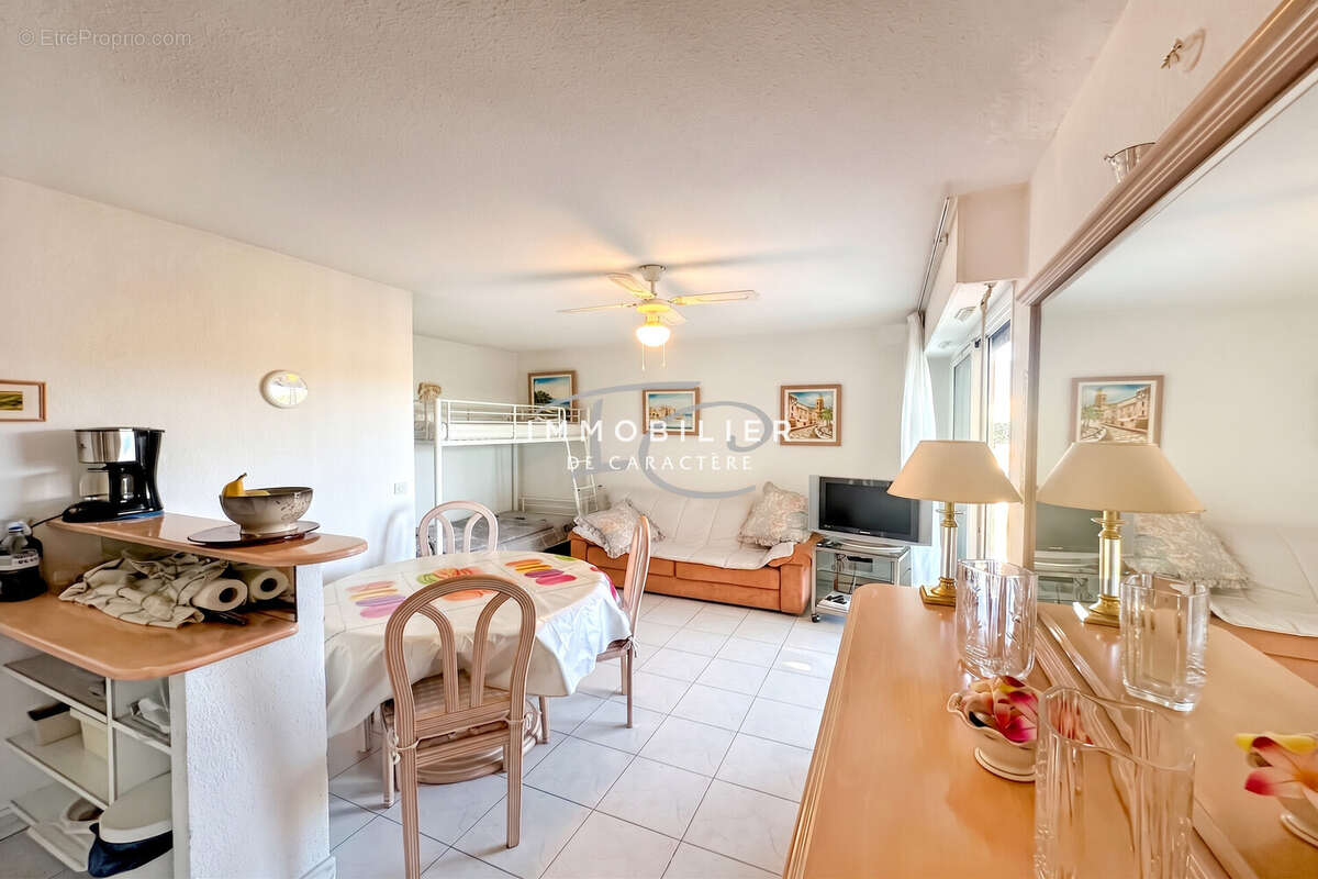 Appartement 32 m² à Cavalaire-Sur-Mer  - photo 3