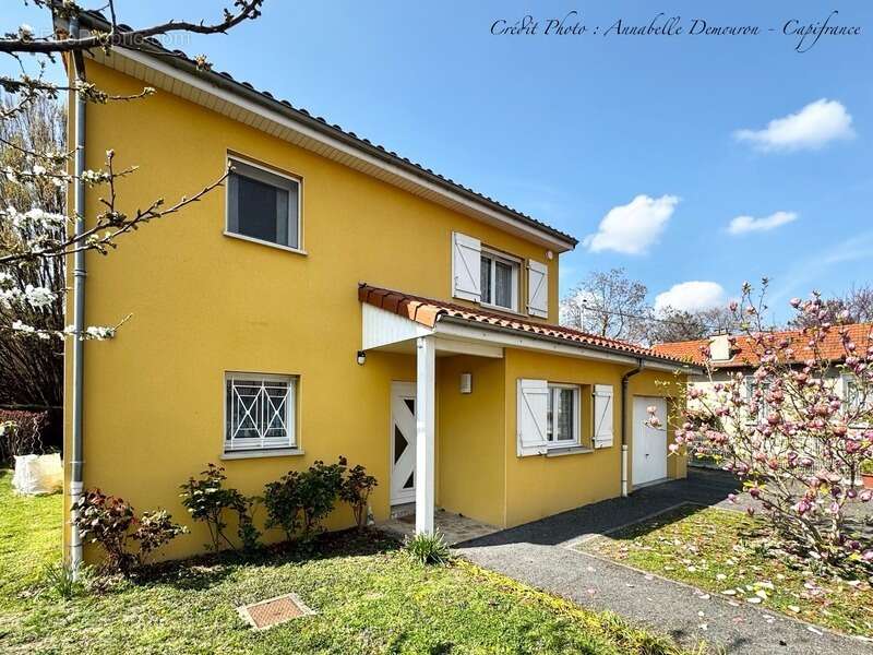 Maison à CLERMONT-FERRAND