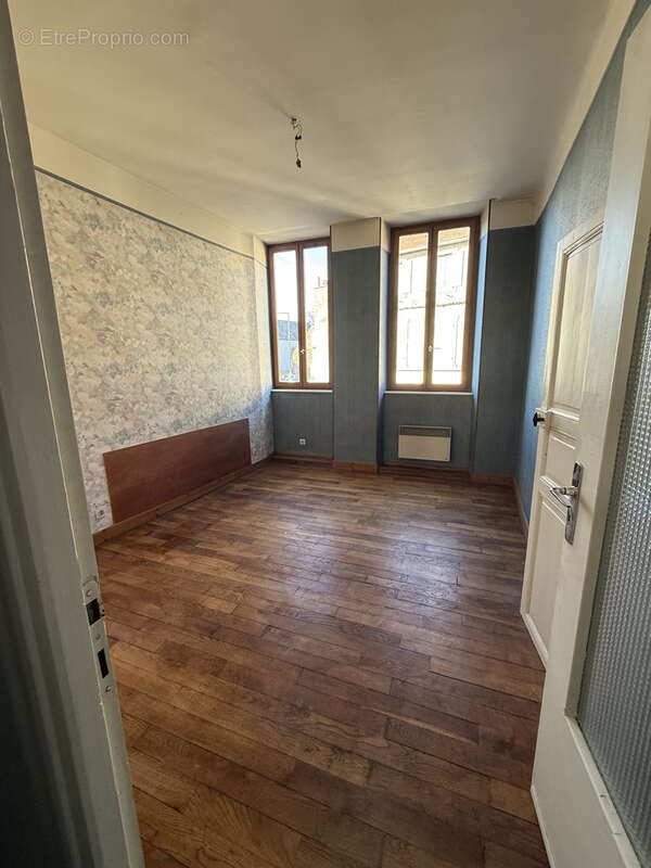 Appartement à MOULINS
