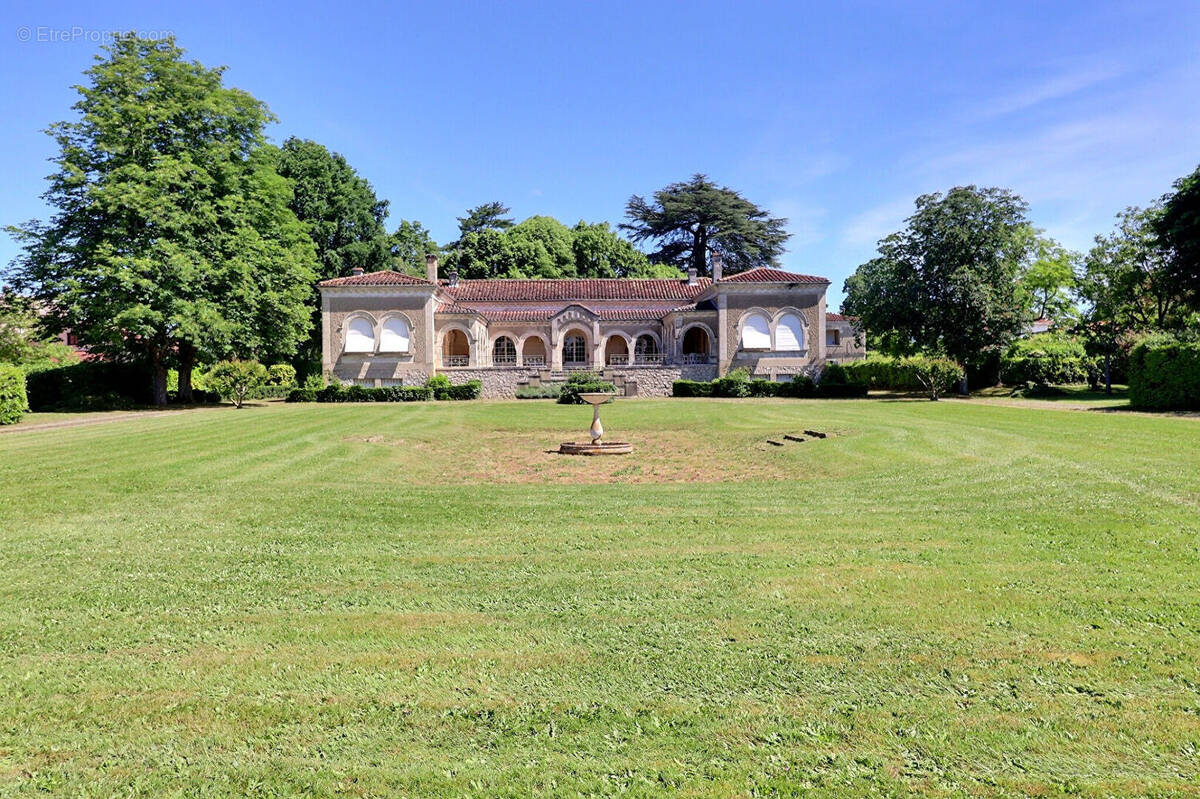 Maison à SAINT-SEVER
