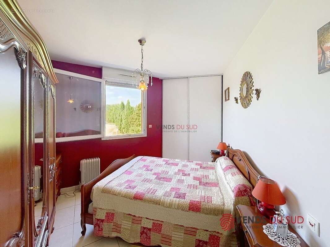 EXCLUSIVITÉ  Superbe T3 avec Terrasse, Parking, Piscine - photo 8