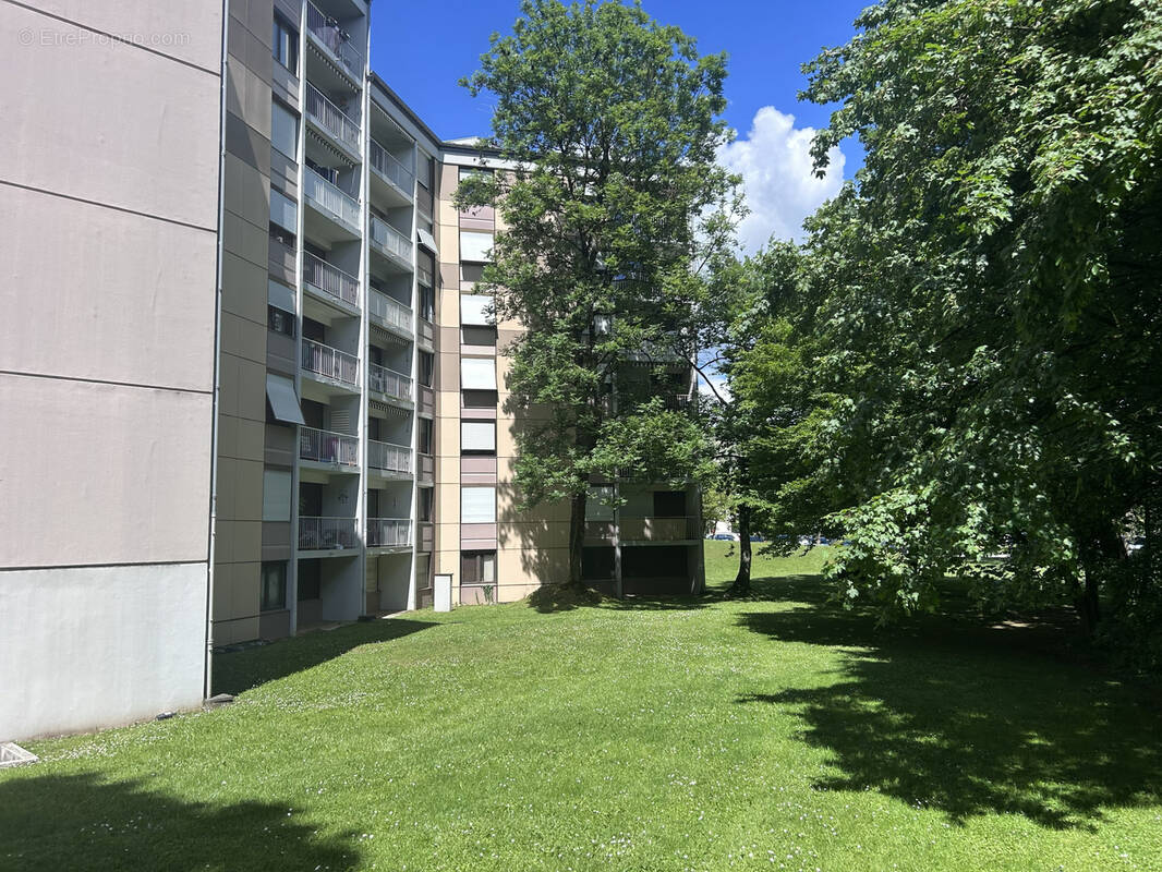 Appartement à QUINTAL