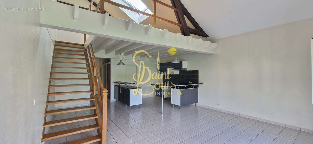 Duplex de 75.99 m2 type 3 avec cellier et 2 parkings couverts - photo 5