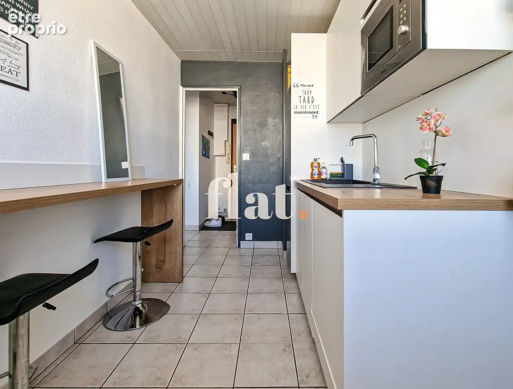 T3  2 chambres  dernier étage  cave  parking - photo 6