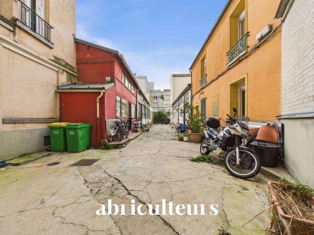 Appartement à PARIS-20E