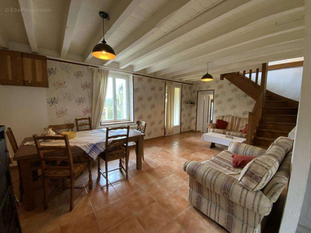 Maison à NOUZIERS