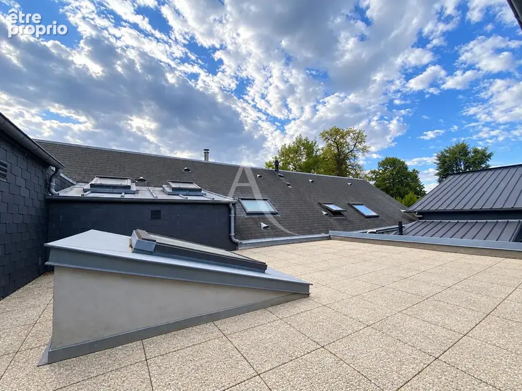 Proche future FAC  Maison appartement 93m² chambres accès toit terrasse  . - photo 3