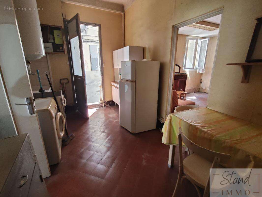 Appartement à MARSEILLE-6E