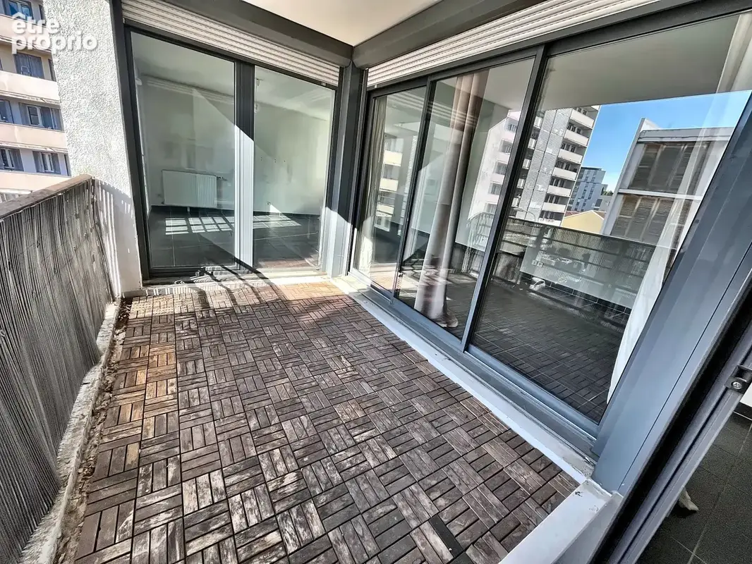 BACHUT - Superbe T3/4 de 80 m2 avec Balcon Sud 6 m2 - photo 6