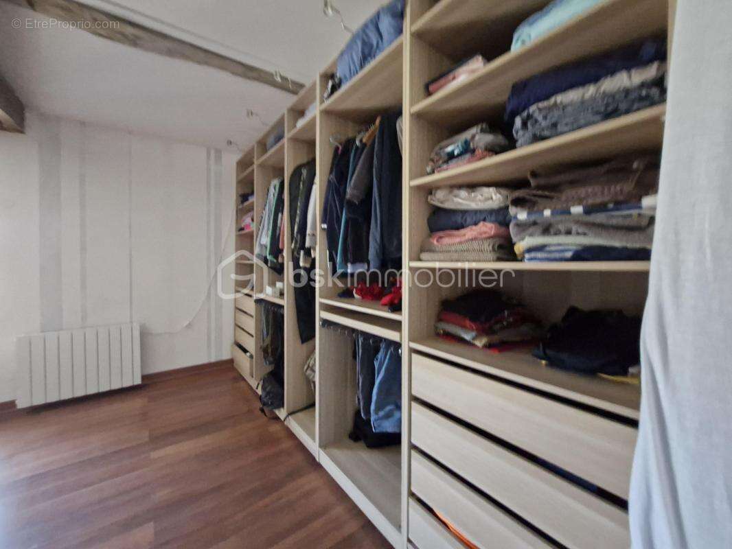 Maison à SAINT-GERMAIN-LA-VILLE