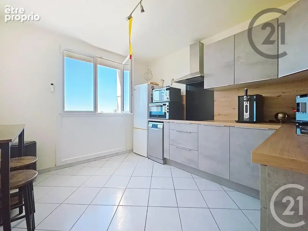Appartement 3 pièces 64 m² à vendre à Troyes (10000) - photo 2