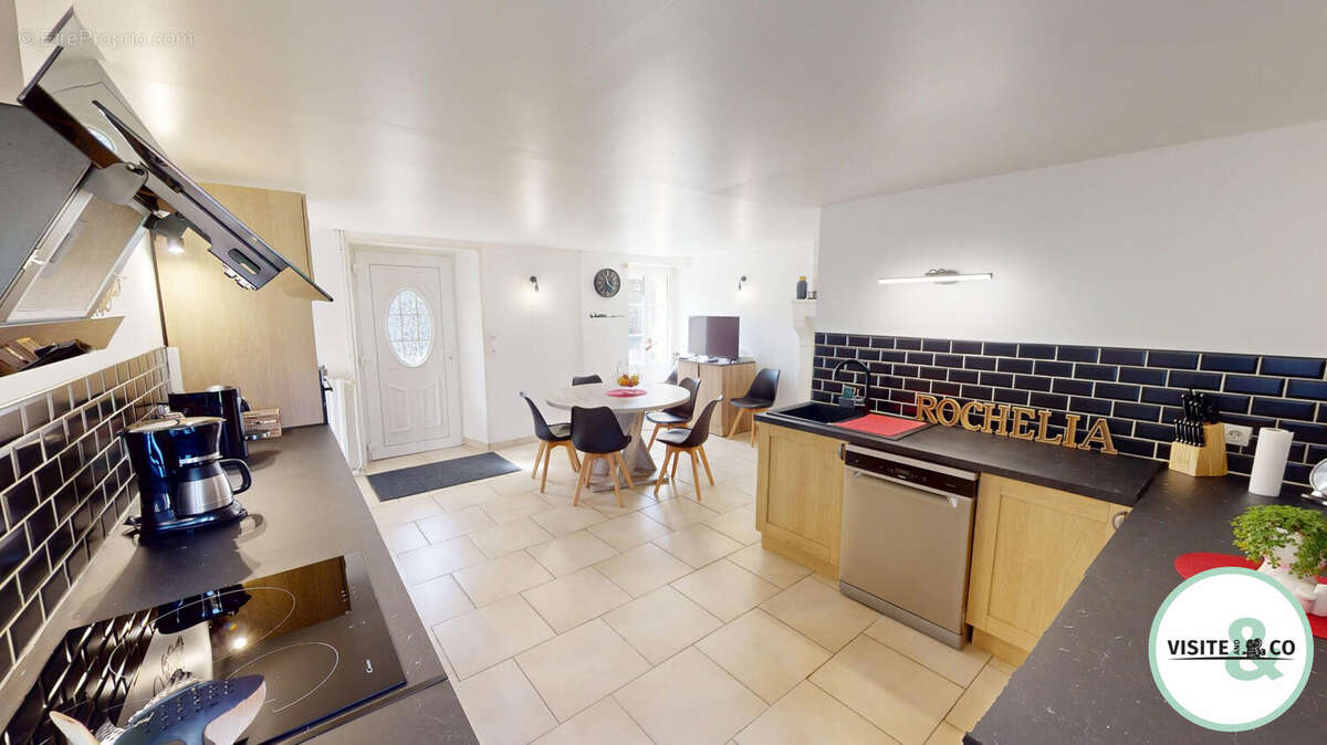 Maison à COSSESSEVILLE