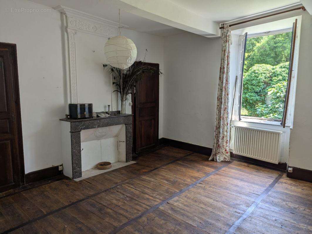 Maison à LA BASTIDE-DE-SEROU