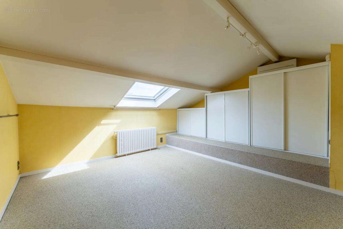 Maison à SAINT-MEDARD-EN-JALLES