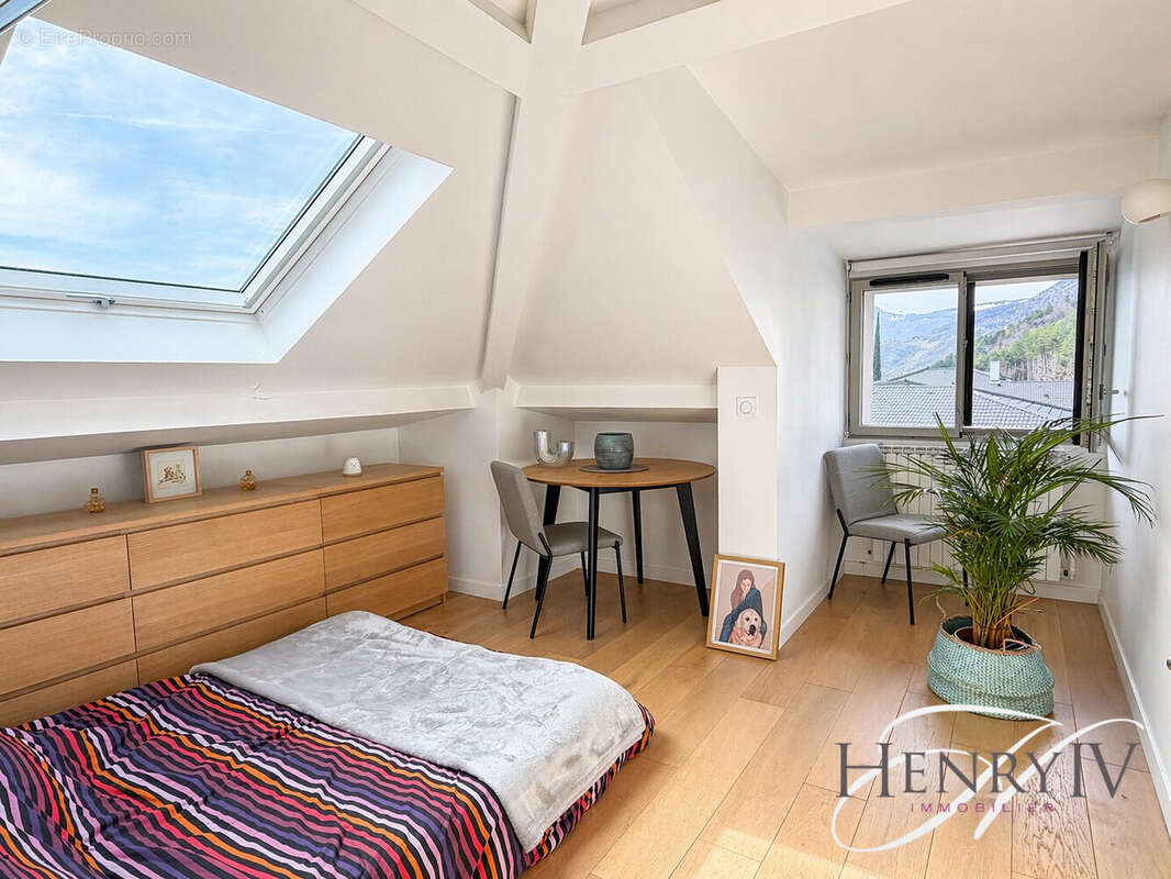 Appartement à CORENC