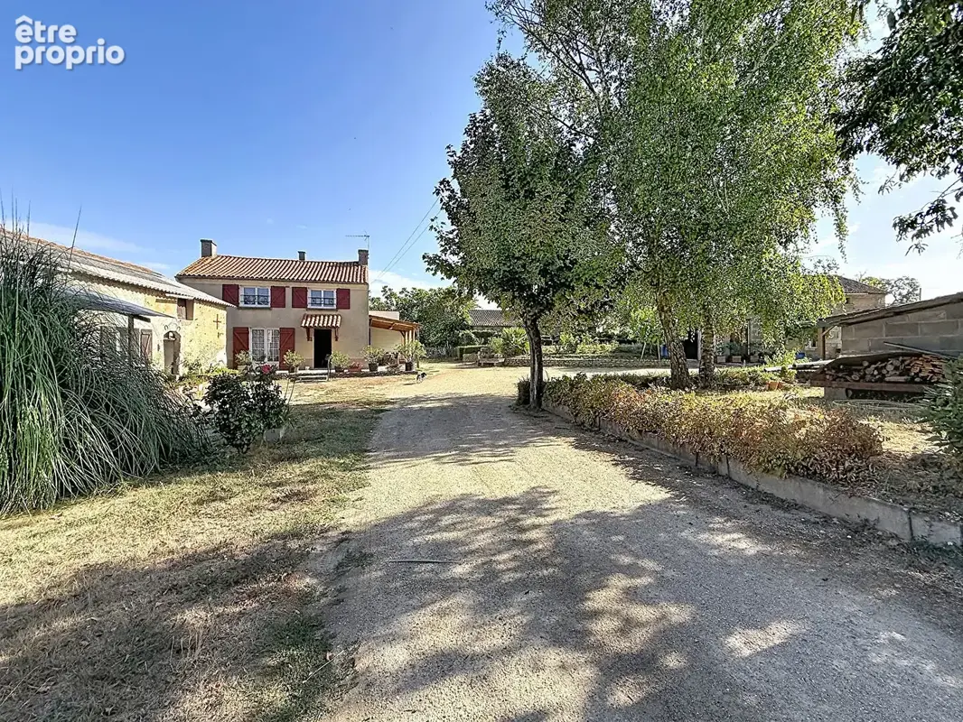 Maison Doué En Anjou 4 pièces 124 m2 - photo 1