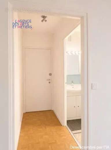 Appartement à PARIS-18E