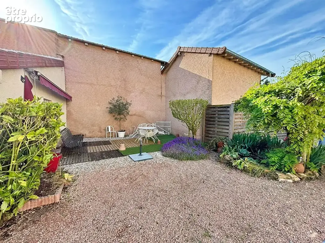 Maison familiale 141 m² pouilly-sous-charlieu - photo 10