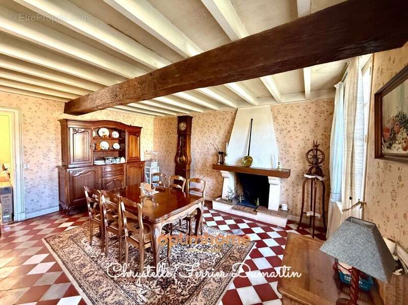 Maison à SAINT-QUENTIN-DE-BARON