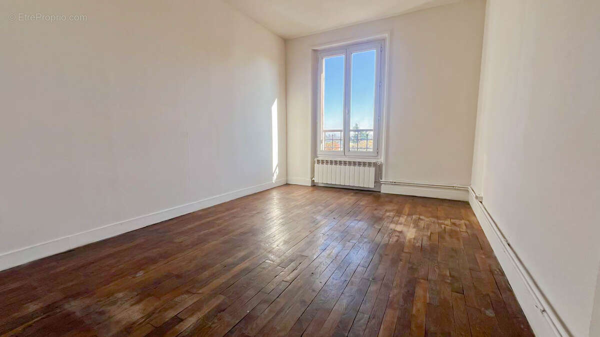 Appartement à CHOISY-LE-ROI