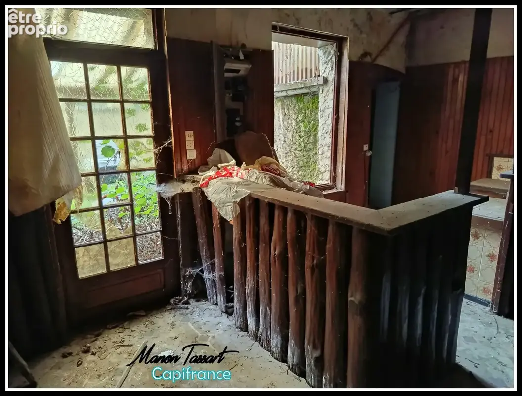 Maison de courée à rénover entièrement — Potentiel fort investisseur / Saint Amand les eaux - photo 2