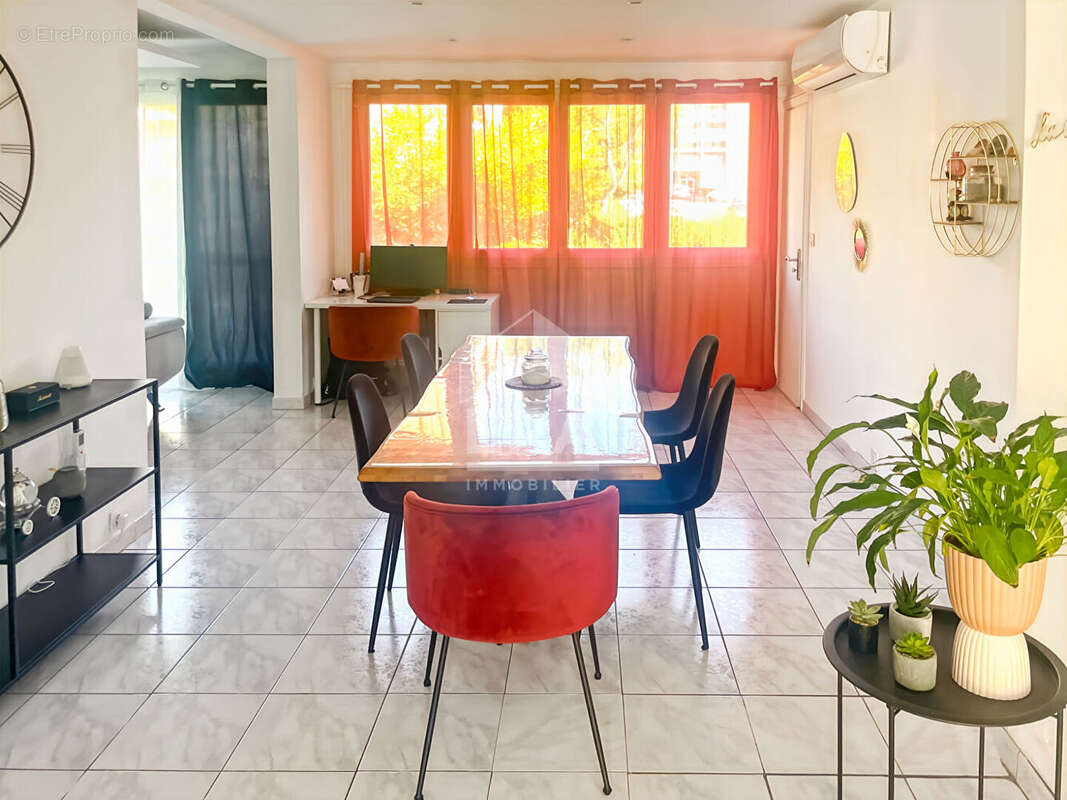 Appartement à LES PENNES-MIRABEAU