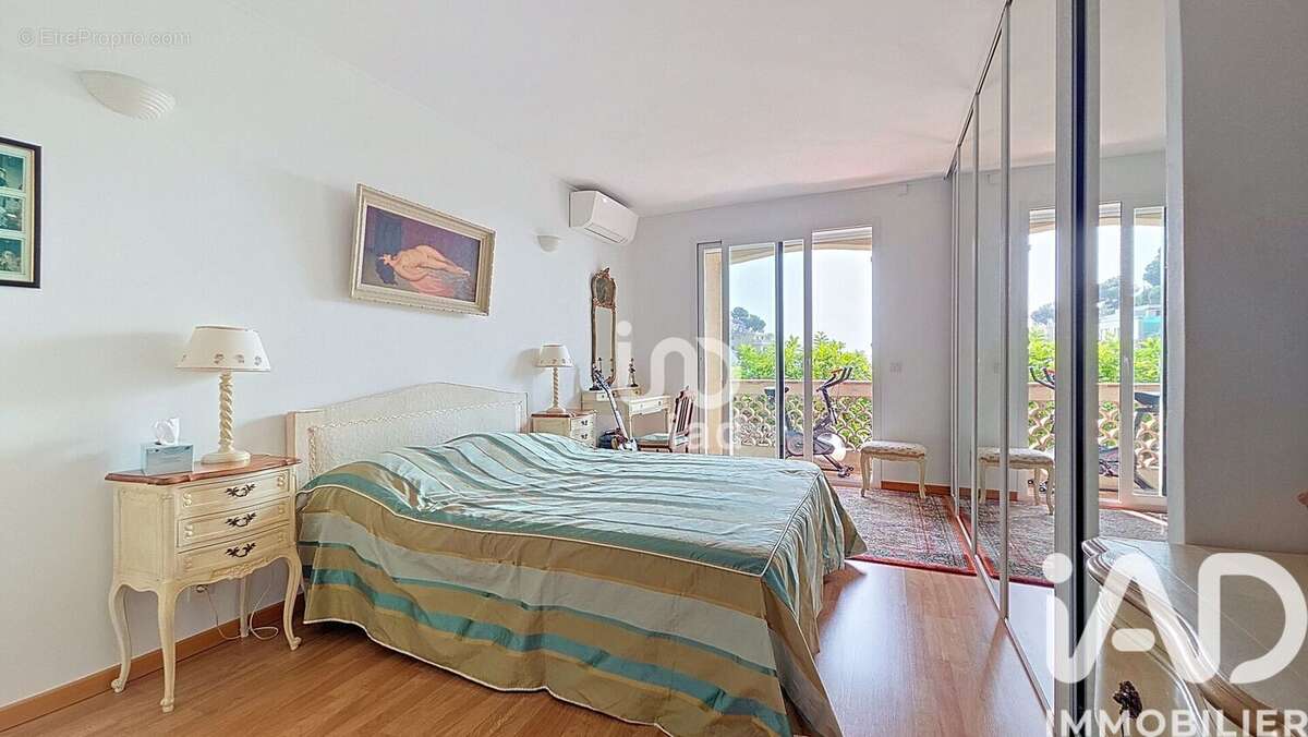 Photo 8 - Appartement à ROQUEBRUNE-CAP-MARTIN