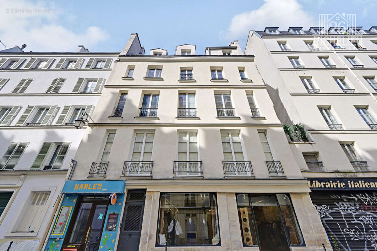 Appartement à PARIS-4E