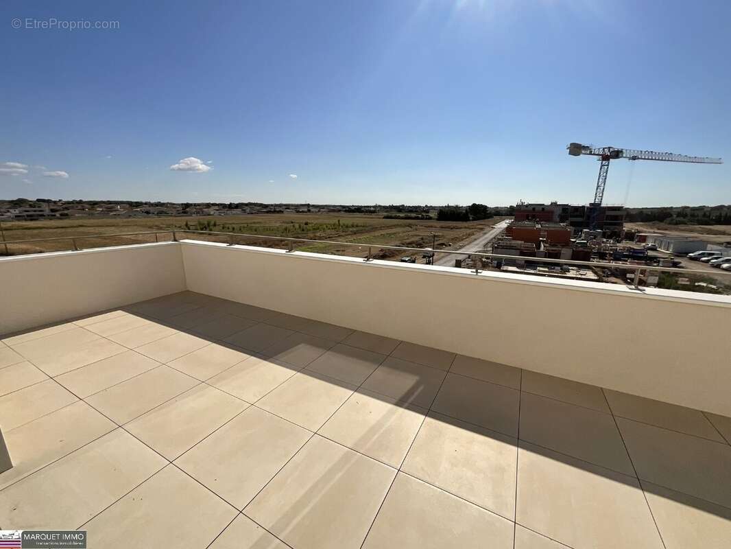 Appartement à SAUVIAN