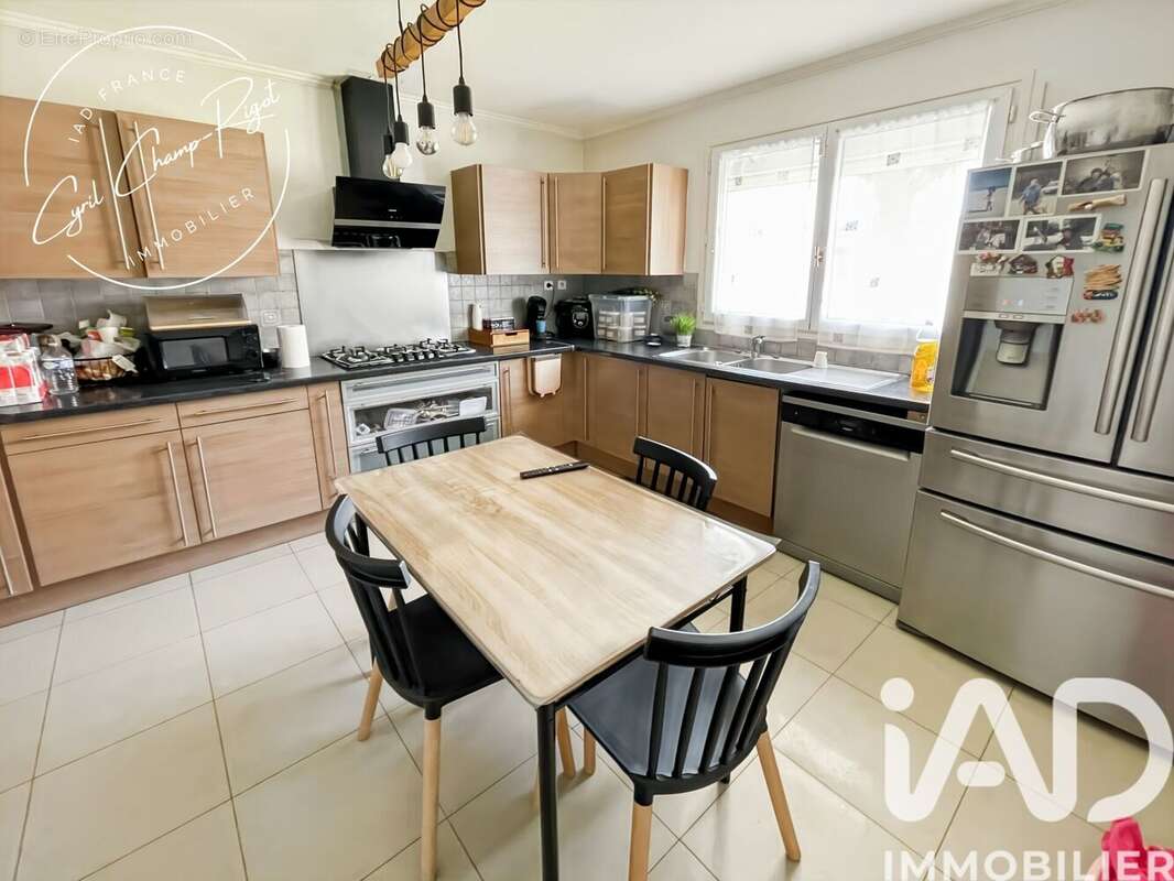 Photo 2 - Maison à MONTFERMEIL