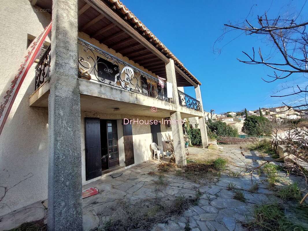 Maison 225 m² à Velaux  - photo 11