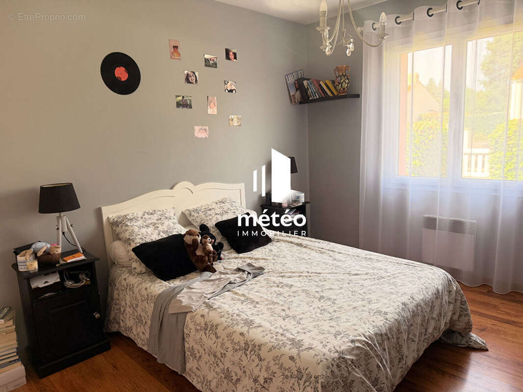 Maison plain pied - 4 chambres - 150 m² - photo 4