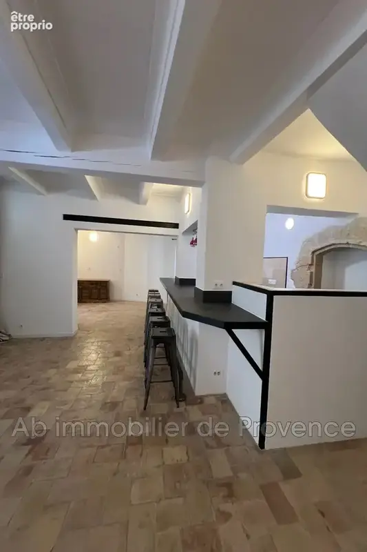 Maison 236 m² à Lauris  - photo 3