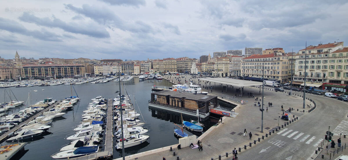 Appartement à MARSEILLE-1E