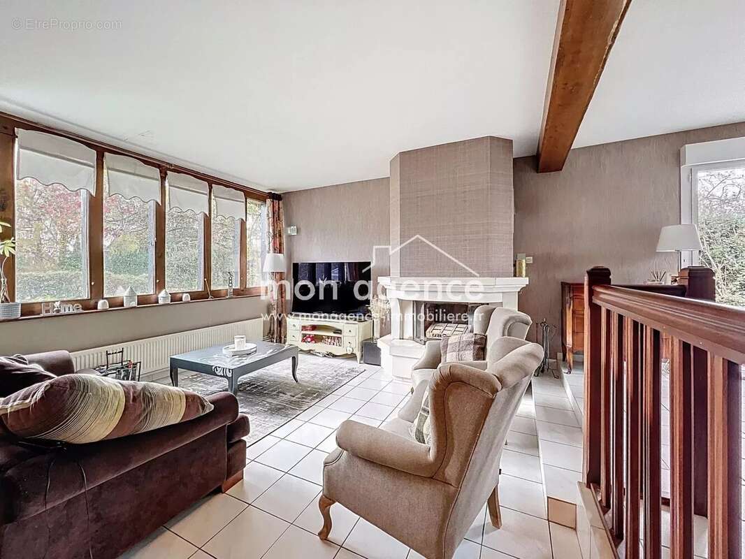 Maison à FRANQUEVILLE-SAINT-PIERRE