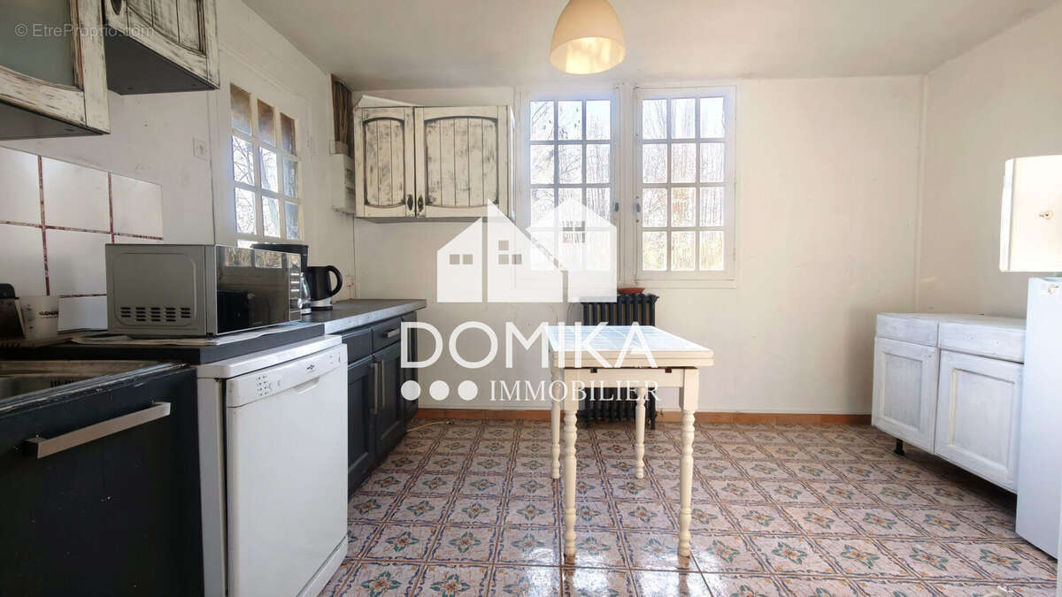 Maison secondaire cuisine - Maison à VETHEUIL