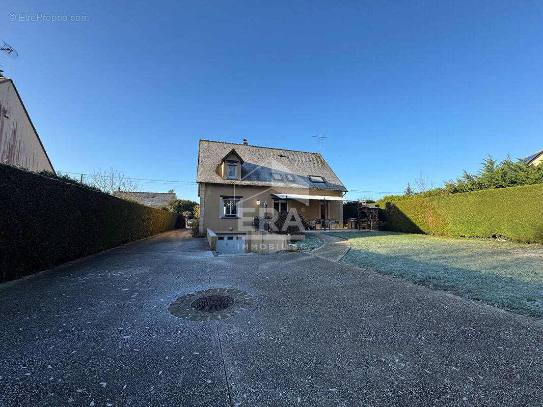 Maison à ANGERVILLE