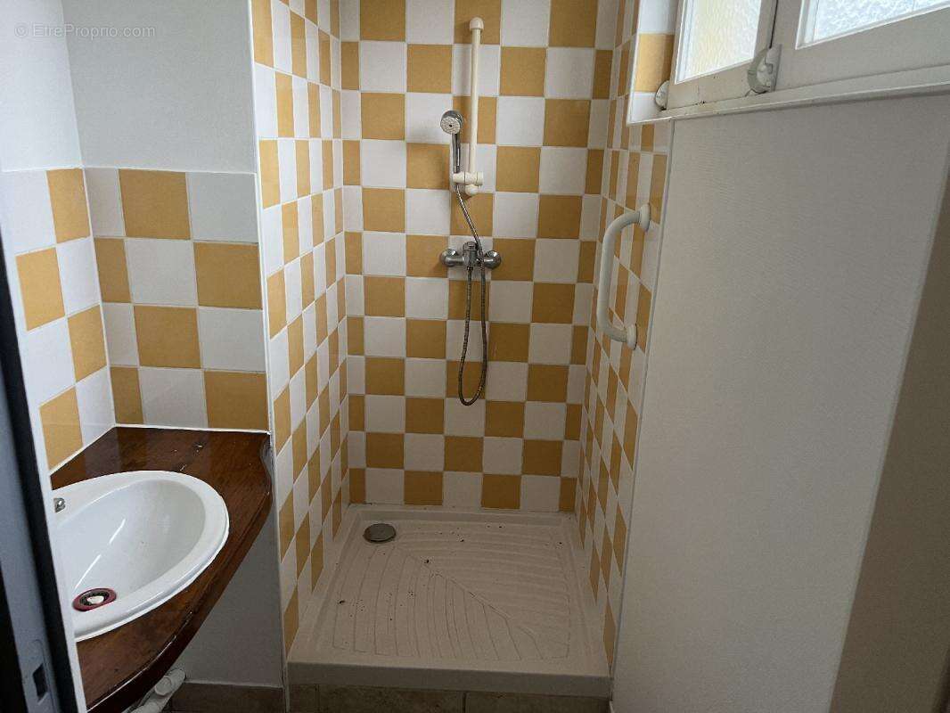 Maison à SAINTE-GAUBURGE-SAINTE-COLOMBE