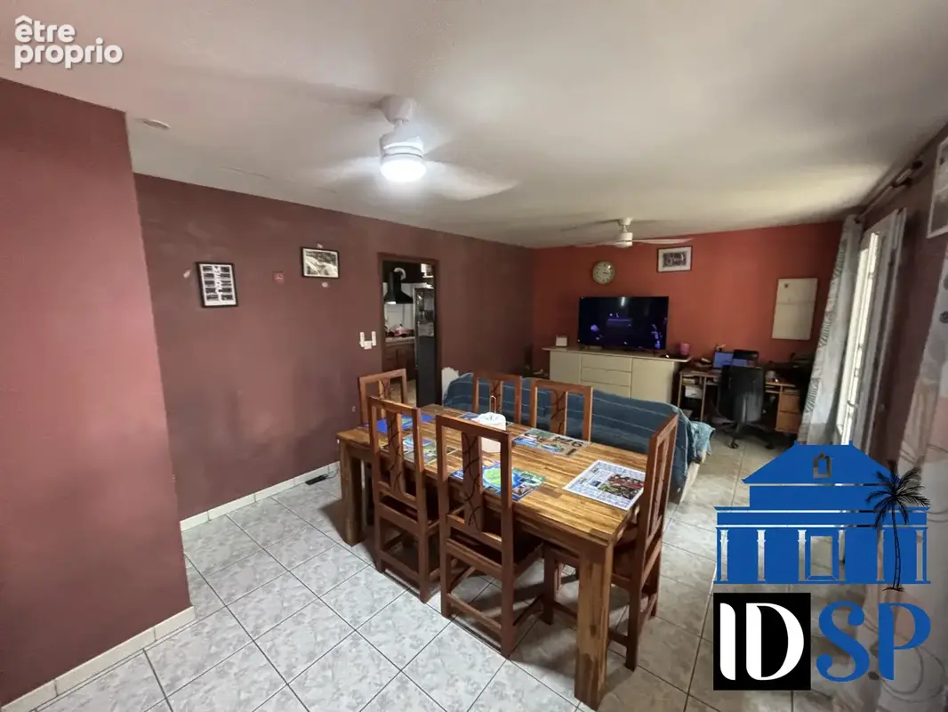 Maison 4 pièces 69 m² à vendre à Saint-Paul (97460) - photo 2
