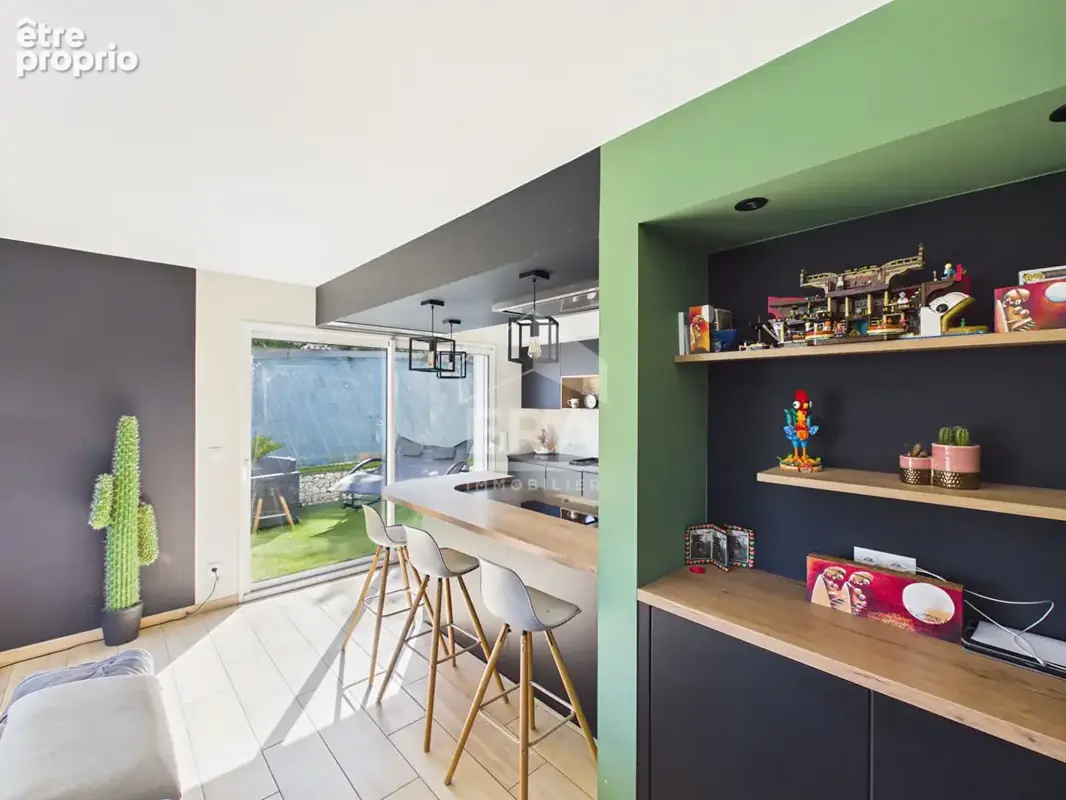 Cambo-Les-Bains - Vente Maison - grand sous-sol et piscine - photo 3