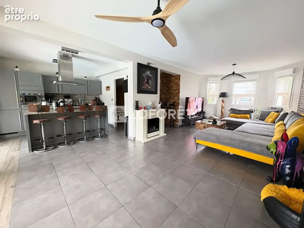 Maison Marange-silvange 7 pièce(s) 135 m2 avec piscine et spa - photo 2